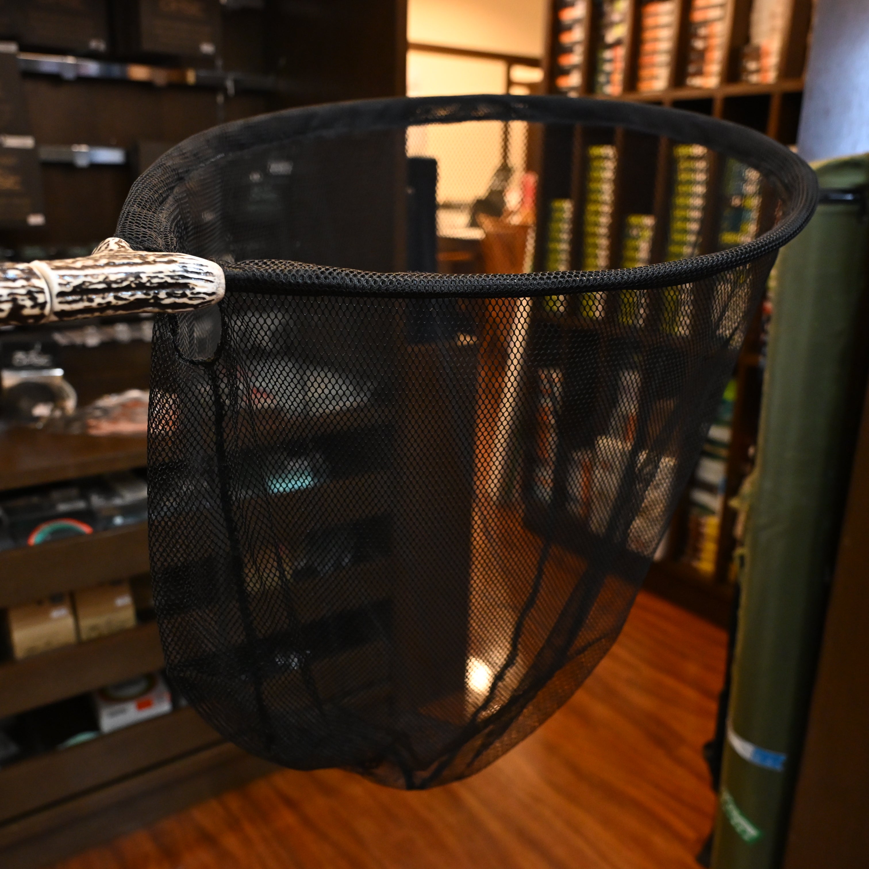 Sugisaka Handcrafted Spring Landing Net 4L – Taimen Edition